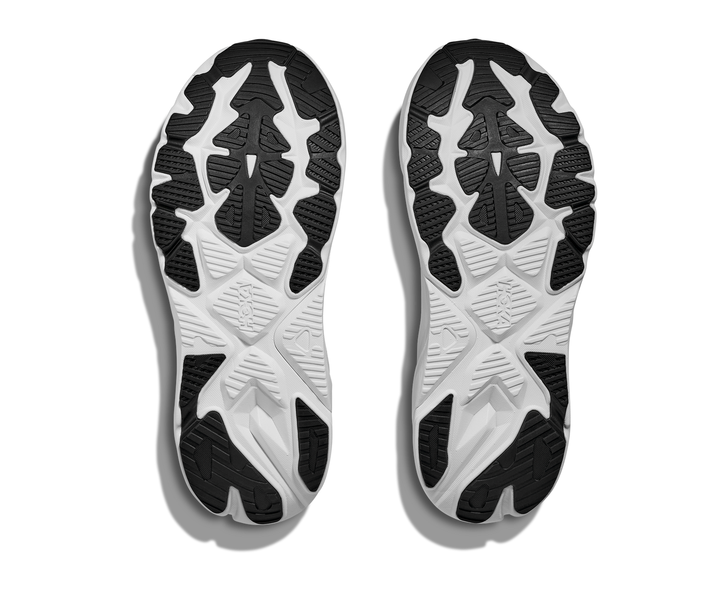 ARAHI 8 WIDE by HOKA