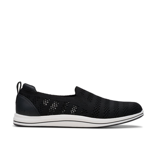 Breezey Izzy Black by Clarks