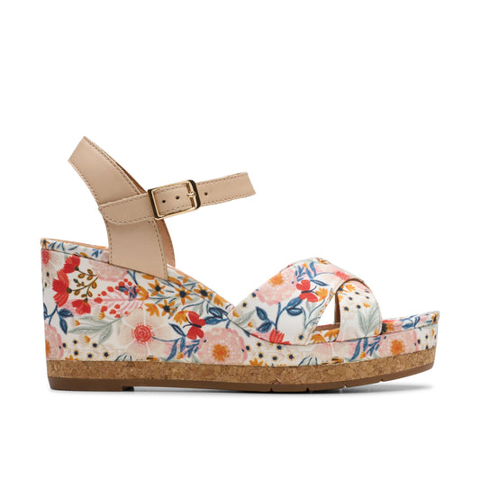 Chicly Floral White by Clarks