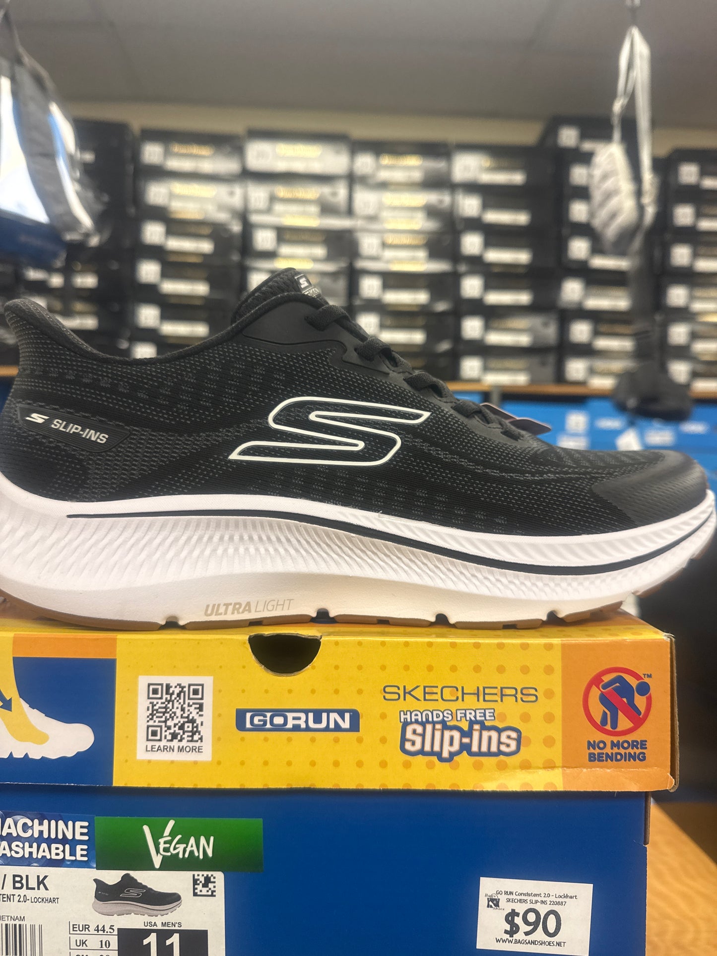 MEN'S GO RUN CONSISTENT 2.0-LOCKHART by Skechers