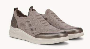 Timeless Sneaker by Bzees