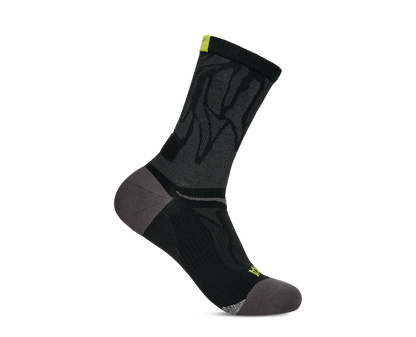 U CLIFTON CREW RUN SOCK by HOKA