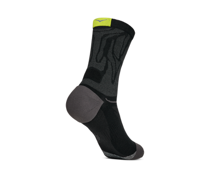 U CLIFTON CREW RUN SOCK by HOKA