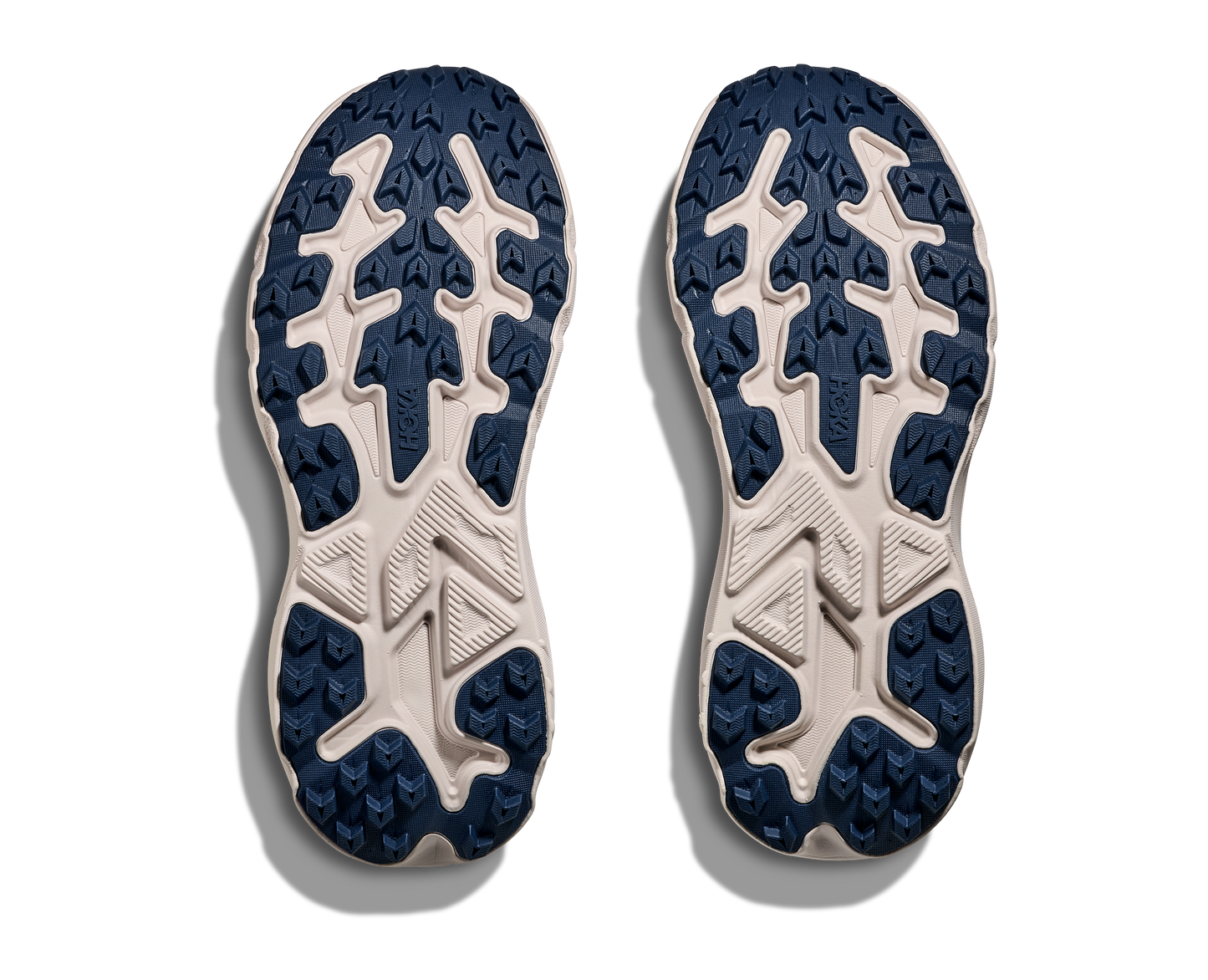 CHALLENGER 8 WIDES by HOKA