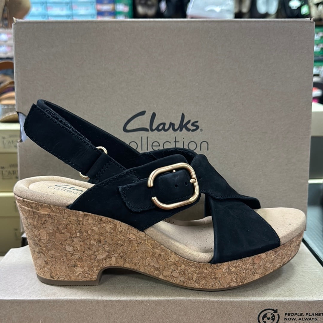 GISELLE DOVE BLACK NUBUCK by Clarks
