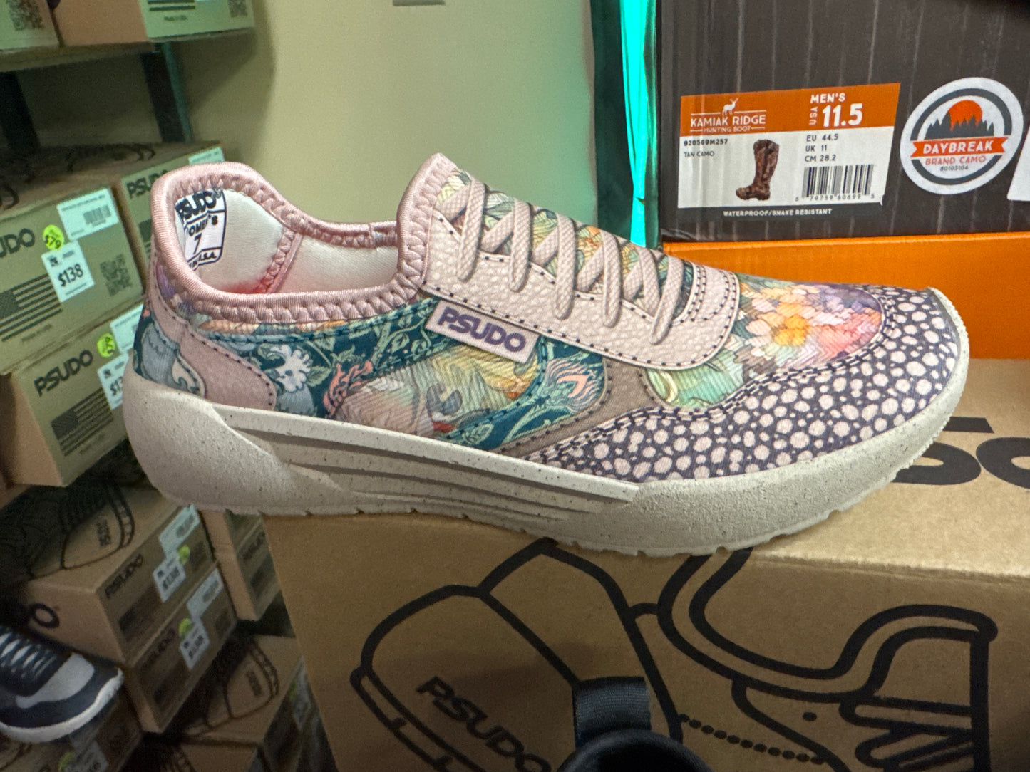 Women's COURT by PSUDO