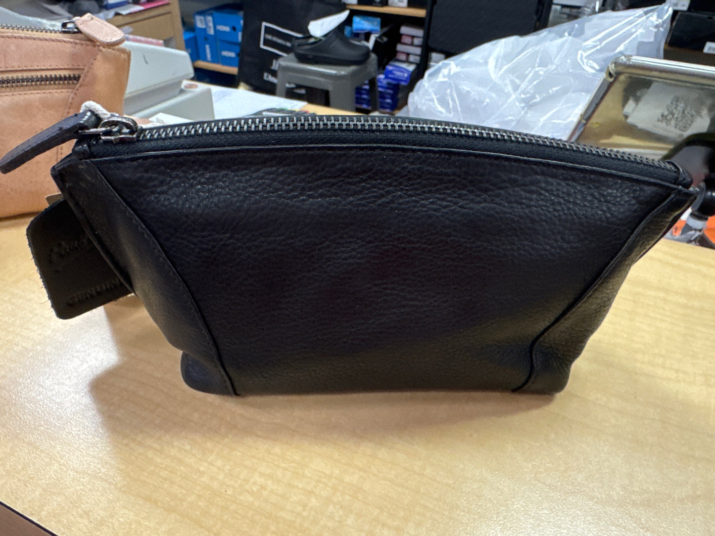 Paul & Taylor Women's Toiletry Kit by Classic Look, Inc