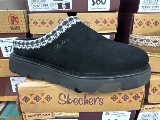 COZY CASCADE by SKECHERS