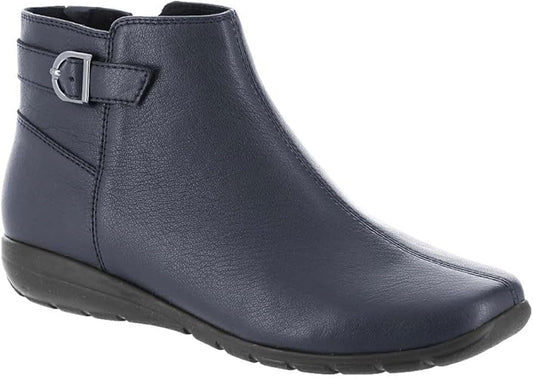 Aara Ankle Boots by Easy Spirit