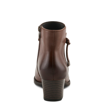THE REEDER by Spring Step