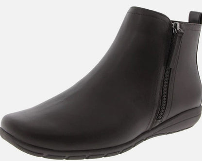 Aaliya Ankle Boots by Easy Spirit