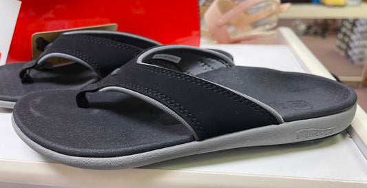 Men’s Yumi Flips by Spenco