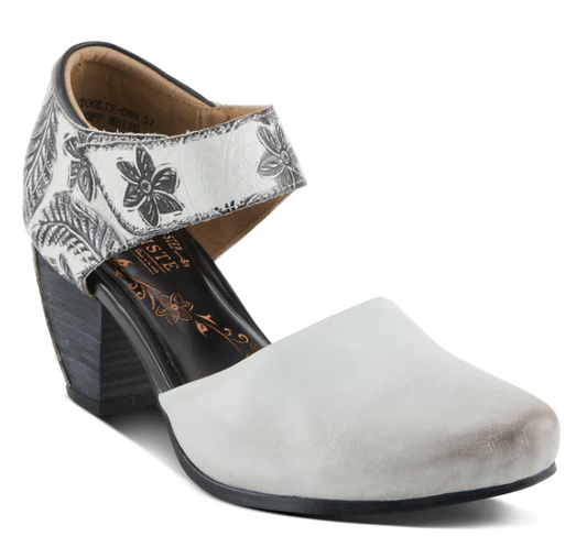 L'ARTISTE TOOLIE SHOES by Spring Step Footwear