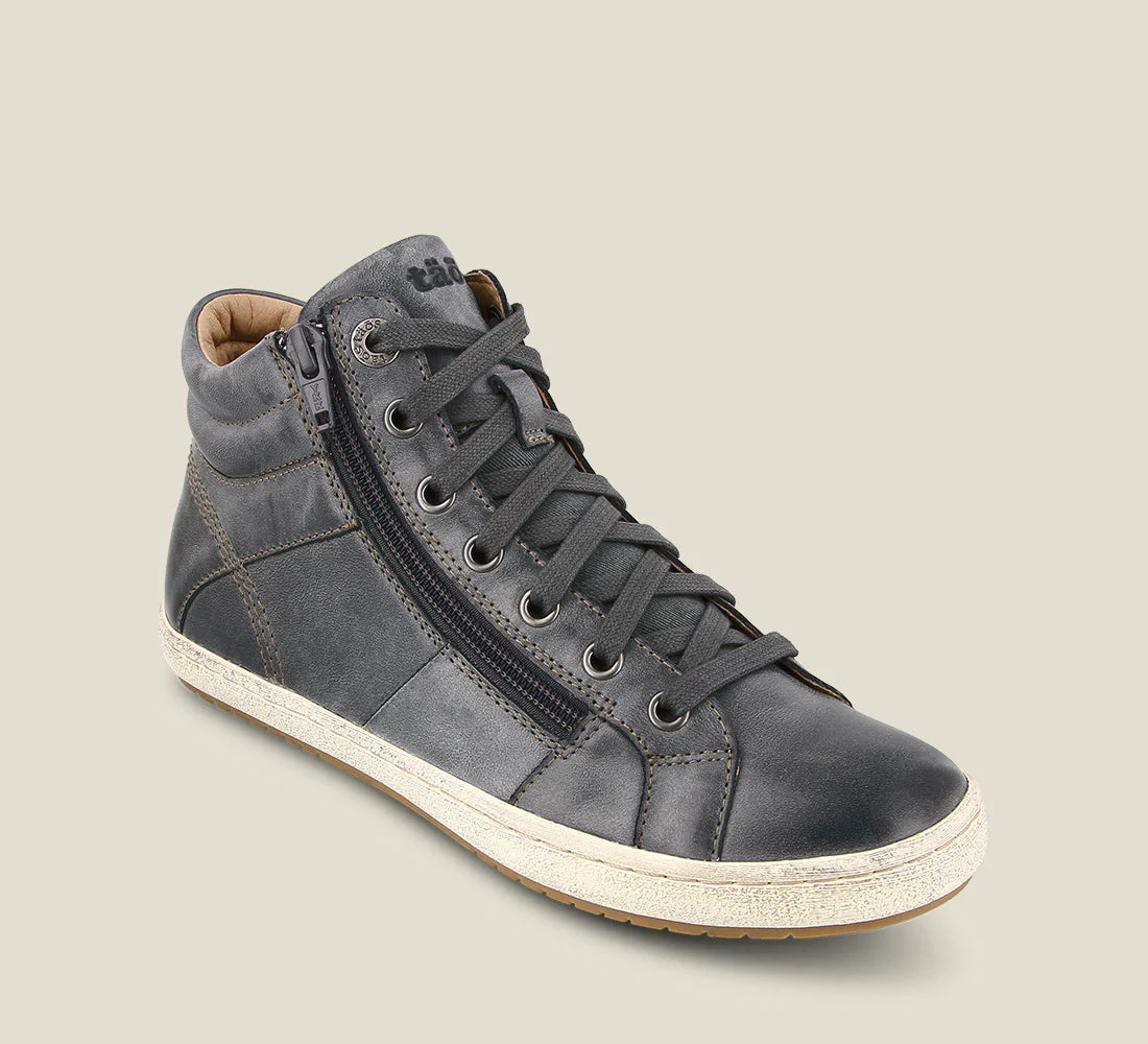 UNION by Taos Footwear