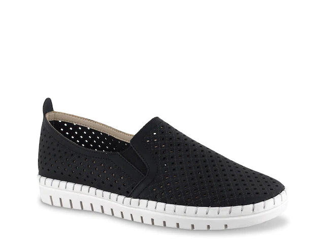 Fresh Slip On by Easy Street